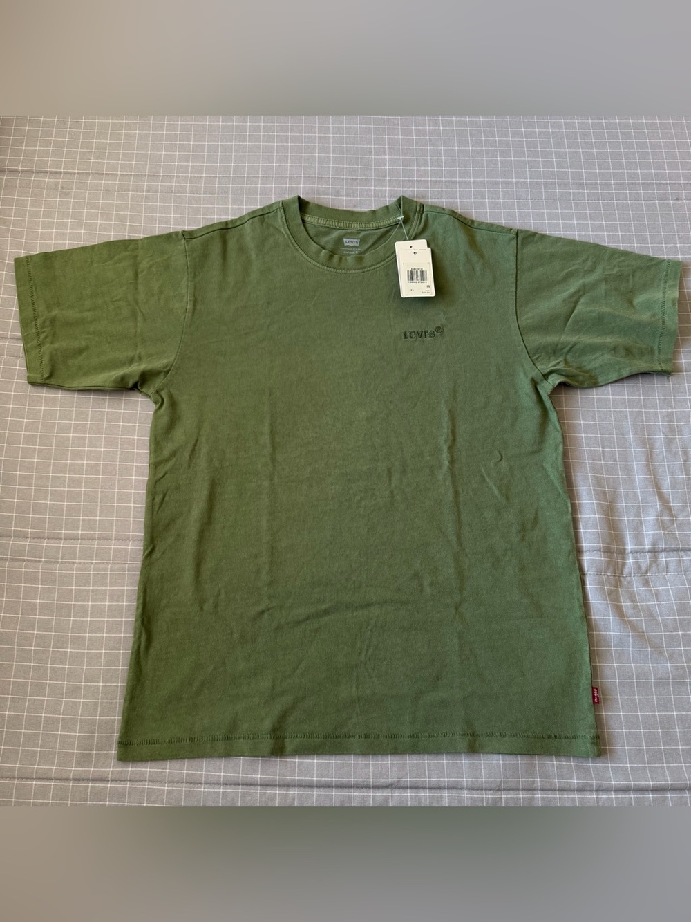 Levi’s Red Tab Vintage Tee Green Embroidered Logo NWT XS